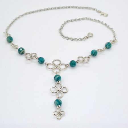 Collier en argent avec pierre turquoise